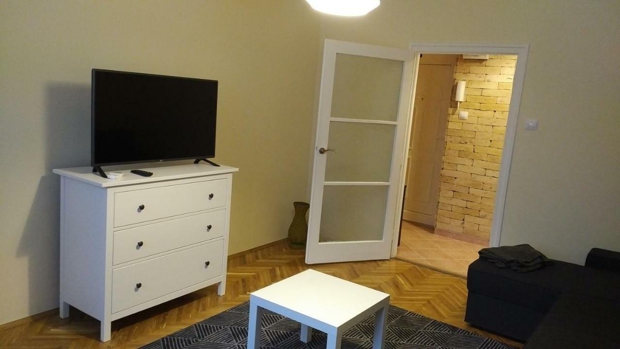 Heidi Apartman Szeged Exterior photo